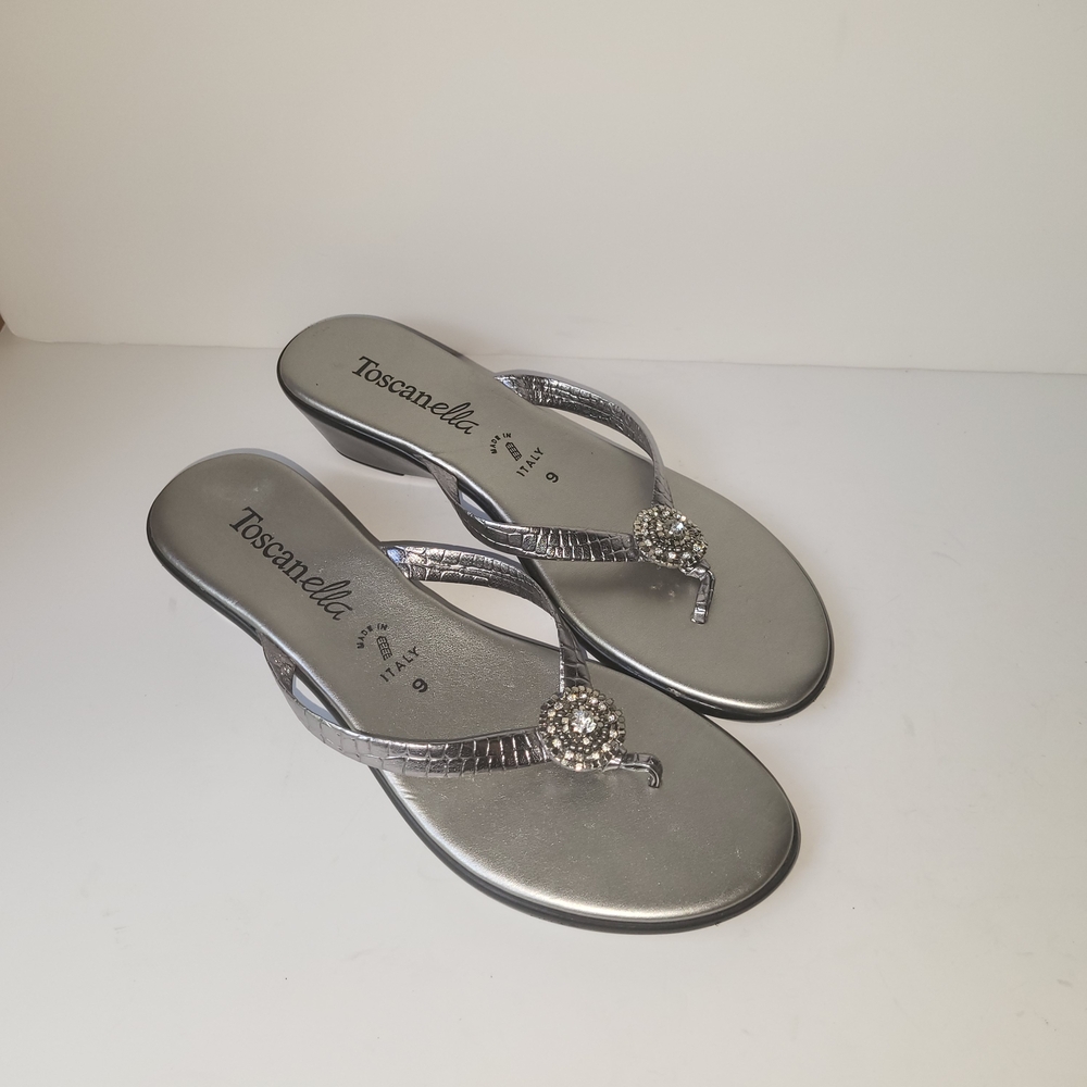 NEW Toscanella Women's Silver Sandals